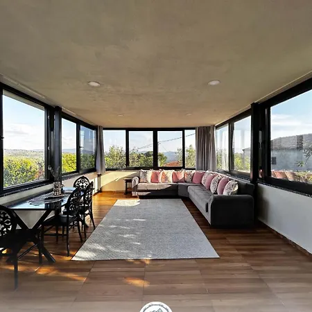 아파트 Serenity Mountain House Ayvalı