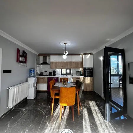 아파트 Serenity Mountain House *