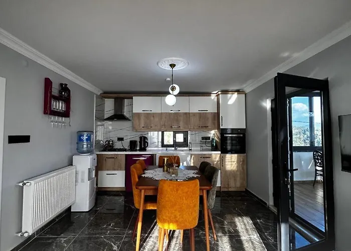 公寓 Serenity Mountain House *