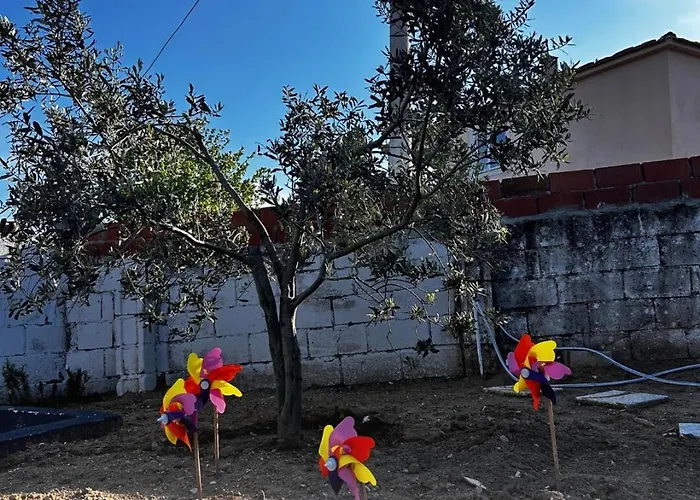 公寓 Serenity Mountain House *